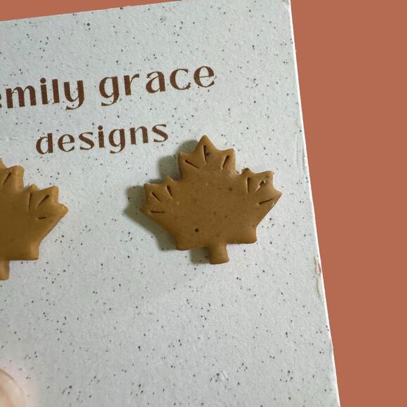 Emily Grace Designs Clay Hndmade Earrings Fall Leaves Leaf Post Backs NEW - Picture 3 of 4